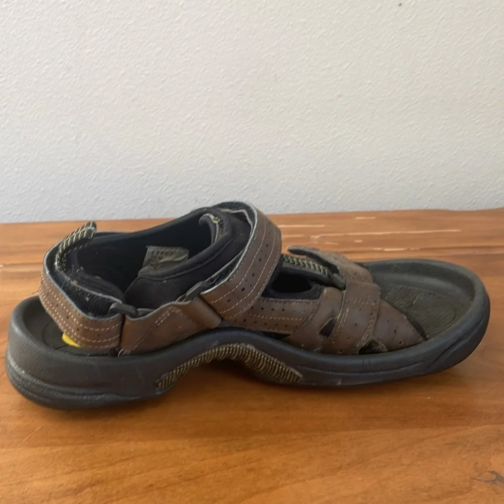 Footjoy Golf Sandals Leather Open Toe Soft Spike Golf Shoes Size 10